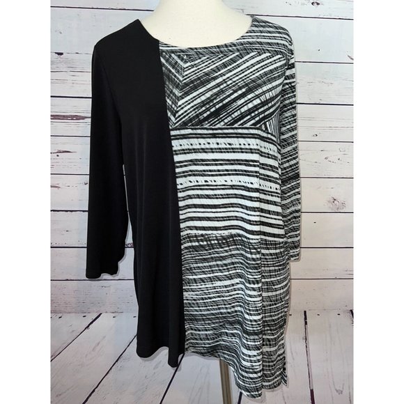 Chicos Easywear Abstract Tunic Top 2 Large Shirt Blouse Asymmetrical Slinky - Picture 1 of 9